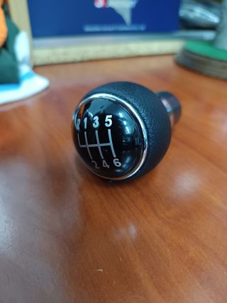 marco y pomo palanca cambio VW Golf 5