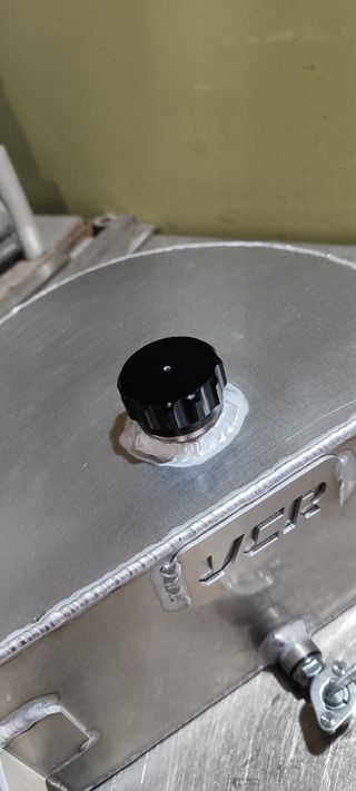 Depósito de aluminio jog r llanta 10" VCR.