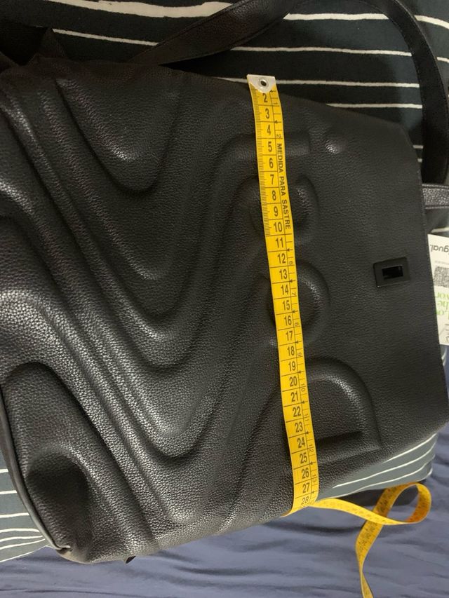 Mochila Desigual negra