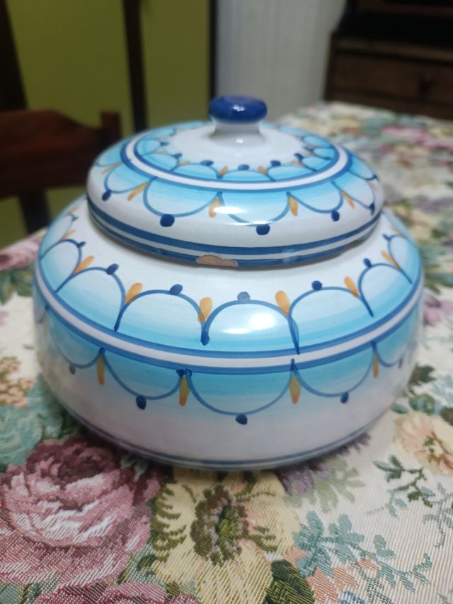 Porta oggetti in ceramica  colore azzurro e blu