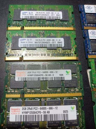 Lote 10x RAM portátil 4x1GB + 6x2GB PC2-5300/6400