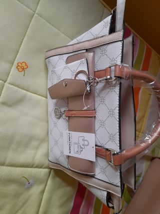Bolso beige y blanco nuevo