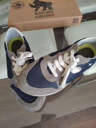 Zapatillas Gorila niño -talla 34
