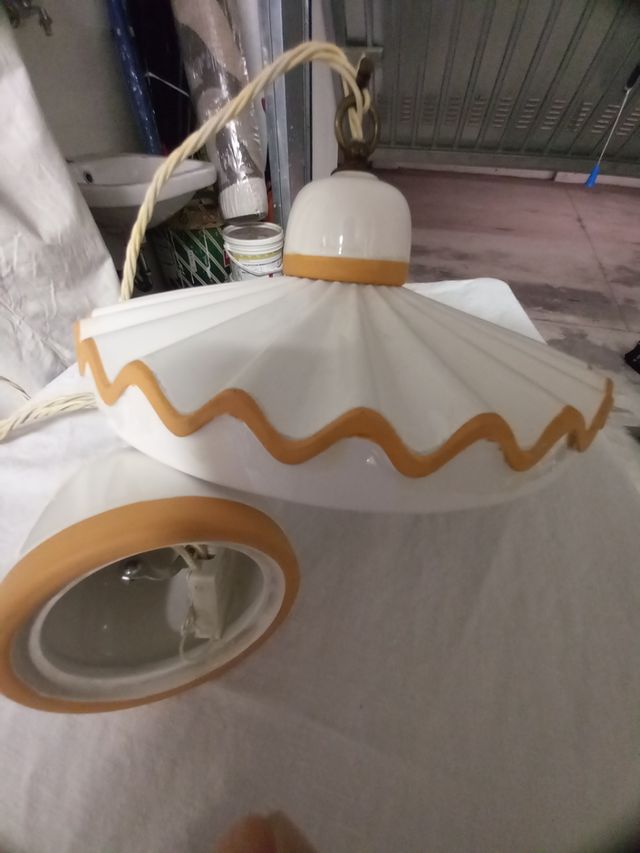 Lampada a sospensione ceramica bianca bordo cotto