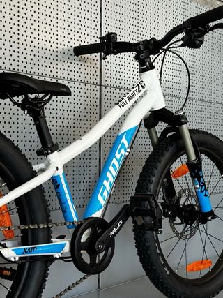 Bicicleta Ghost Kato 20 Full Party blanco/azul