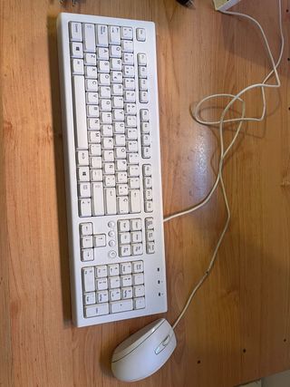 Teclado y ratón HP blancos