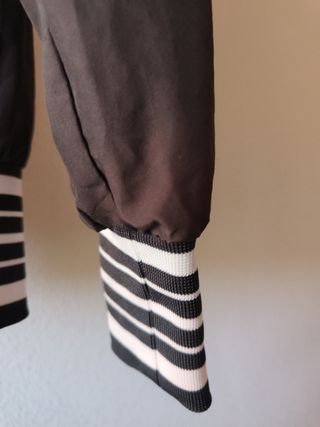 Chaqueta Nike negra XS con capucha 