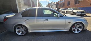 BMW Serie 5 2009 530d pack m