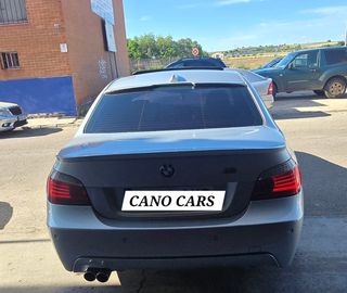 BMW Serie 5 2009 530d pack m