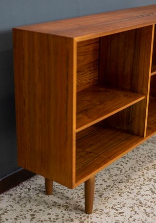 Estantería danesa vintage mid-century