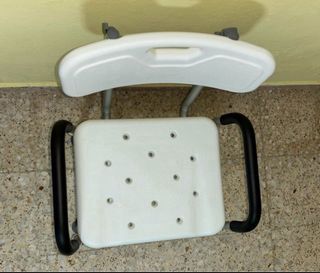 Silla Ducha Ajustable - PVC y Aluminio