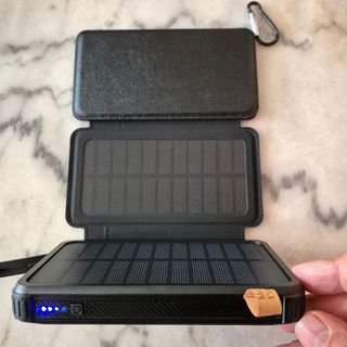 Cargador solar 20000mah 4 paneles y linterna NUEVO