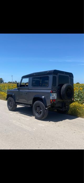 Land Rover Defender 1996