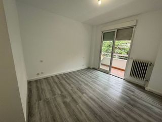 Piso en alquiler en Valdezarza en Madrid