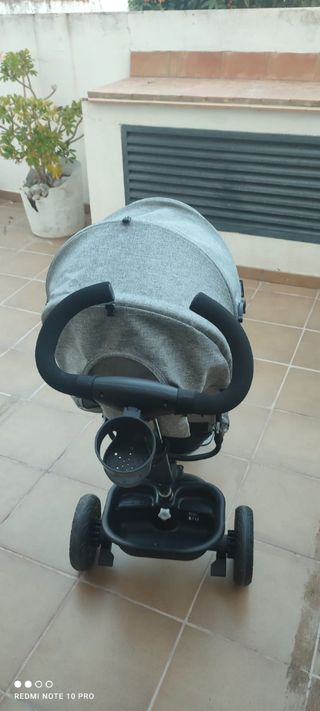 Carrito bebé 3 en 1, casi nuevo