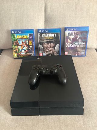 PS4 (PlayStation 4) + 3 juegos