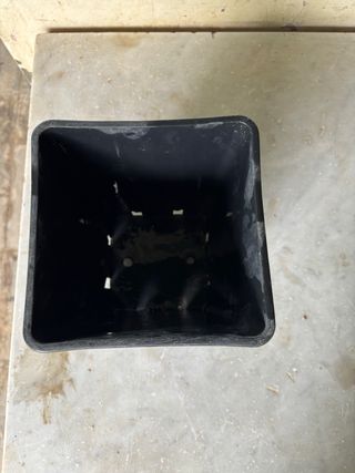 Vaso da vivaio in plastica nero 15x15x20cm - 3,6lt