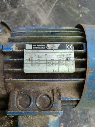Motor trifásico quebrantador Darda