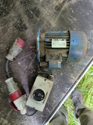 Motor trifásico quebrantador Darda