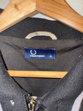 Cazadora Fred Perry negra - Talla XL