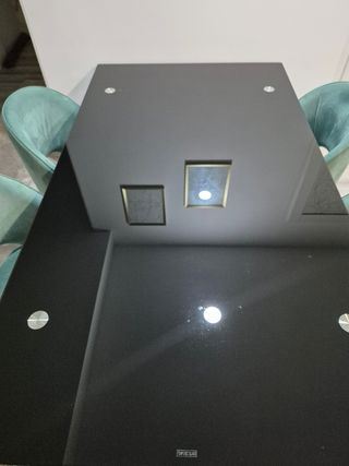 Mesa de vidro & 4 cadeiras pretas