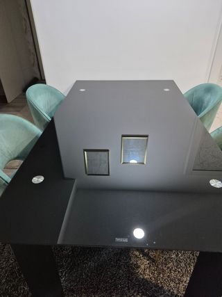 Mesa de vidro & 4 cadeiras pretas