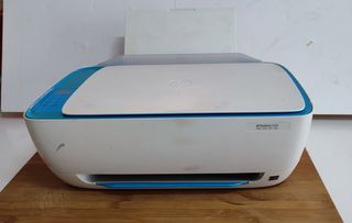 Impresora HP DeskJet 3520 - Azul y Blanca