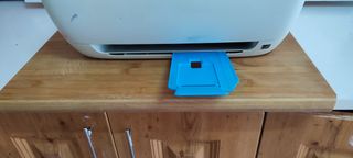 Impresora HP DeskJet 3520 - Azul y Blanca