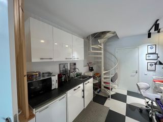 R-7938260 Traspaso Centro de Estética en Sarria