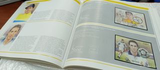 Libro Sellos España-Andorra 2000