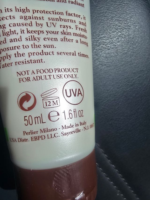 Crema solare Perlier Thai Coco SPF50