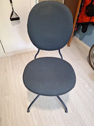 Silla escritorio giratoria , regulable en altura