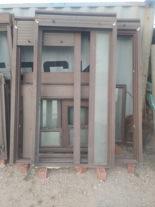 Ventanas aluminio marrón oscuro cristal climalit