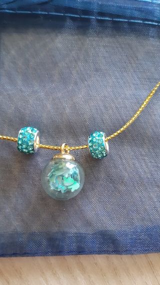 Charm portafortuna azzurro