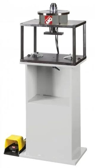 PRENSA NEUMATICA P-3000-G