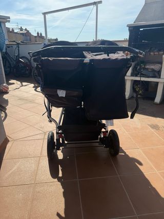 Carrito gemelar Mountain Buggy Duet