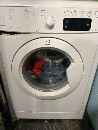 Técnico en reparación,aire acondicionado y   elec