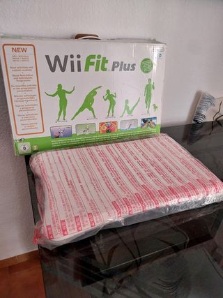 Wii Fit Plus - Nintendo
