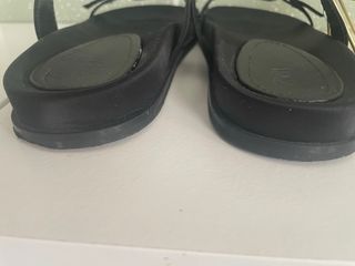 Chanclas Zara negras