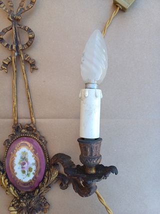 Applique a 2 luci in ottone dorato