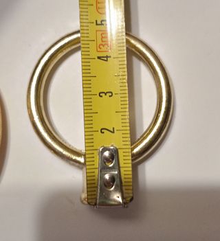 Anillas doradas para lámparas