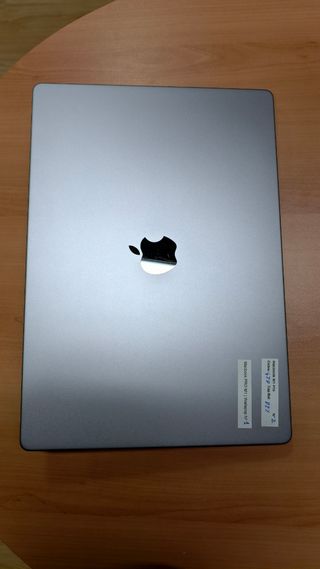 Apple MacBook Pro M1 16"