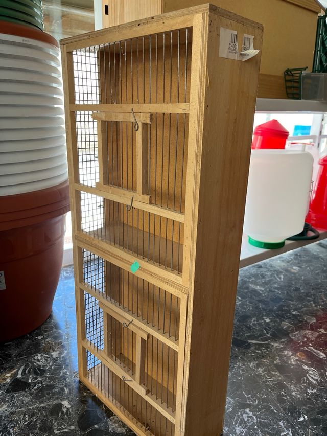 Jaula transporte pájaros pequeña marrón