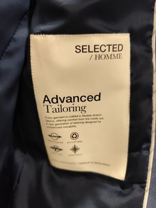 Traje azul hombre