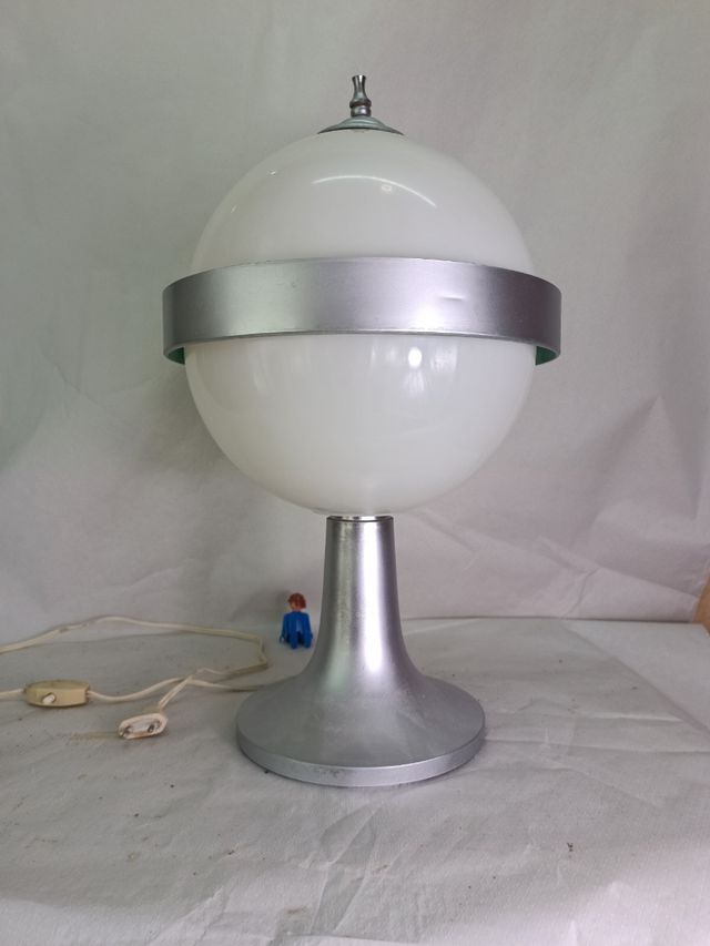 Lampada vintage degli anni '60