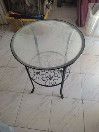 Mesa auxiliar metal y cristal