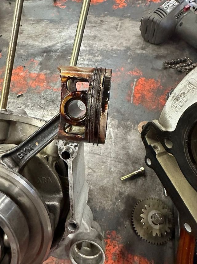 OFERTA EMPLEO MECANICO MOTOS CON DOCUMENTACION!!