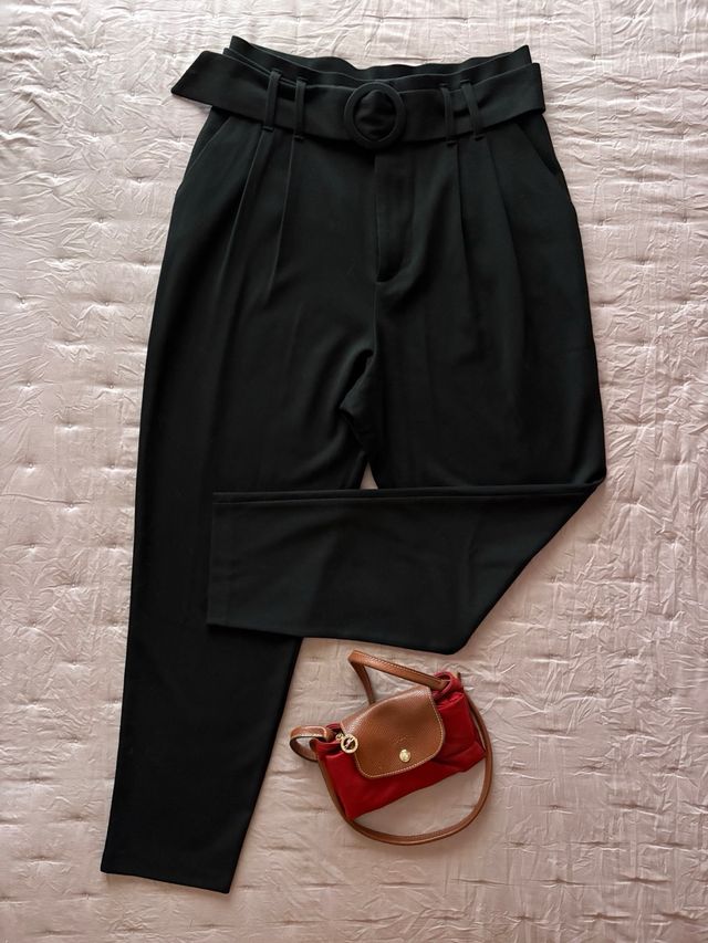 Pantalones pinzas cinturon negros Zara Trafaluc