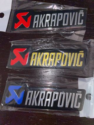 Pegatina escape Akrapovic