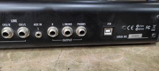 Zoom audio interface c5.1t  de guitarra y o bajo 